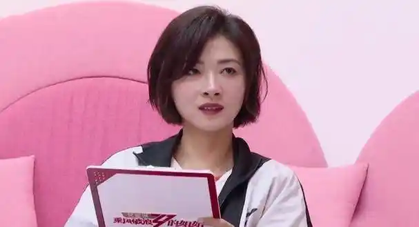 浪姐观众喜爱度排名:万茜第一张含韵黄龄垫底,孟佳淘汰埋下伏笔_姐姐