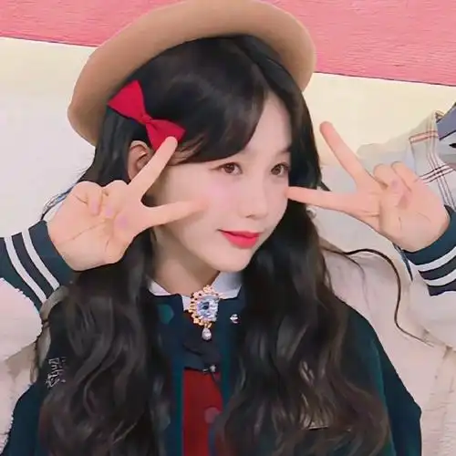 一些小彩虹甜妹头像,收藏了~#徐梦洁运动女大##徐梦洁白t校偶感