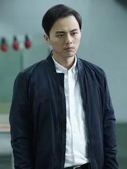 罗淼(叶祖新饰演)