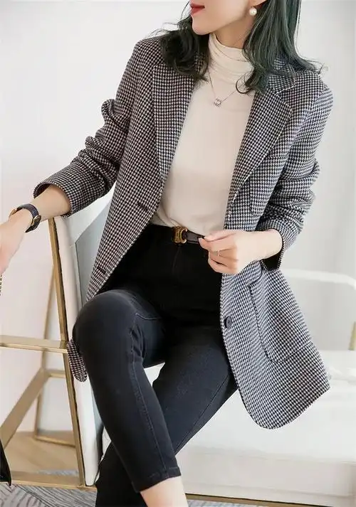 走在穿搭潮流前线,做最时尚的服装品牌!