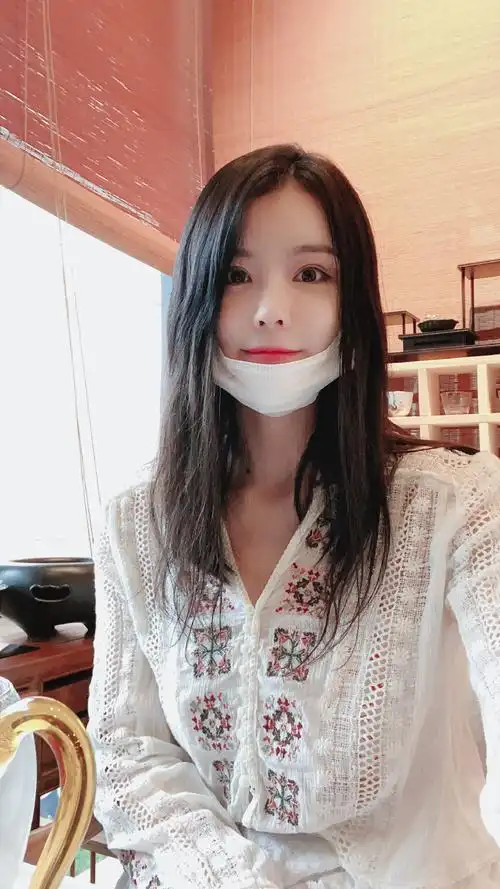 女团sing边丽的图集