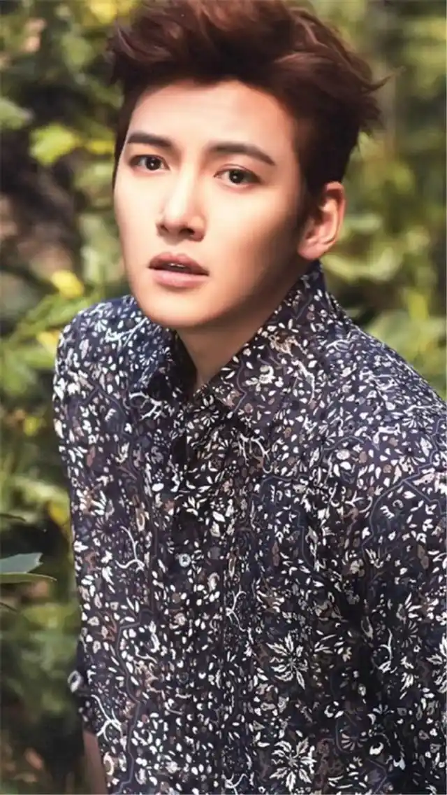 韩国男演员池昌旭手机壁纸高清下载-明星-手机壁纸下载-美桌网