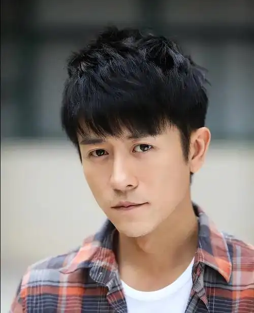 娱乐圈公认的7位痞帅男星,长相不愿定出众,但帅得别有风味