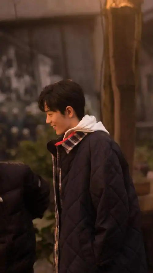 肖战的艺术灵魂,文人风骨是后天培养,但也少不了家庭教育.