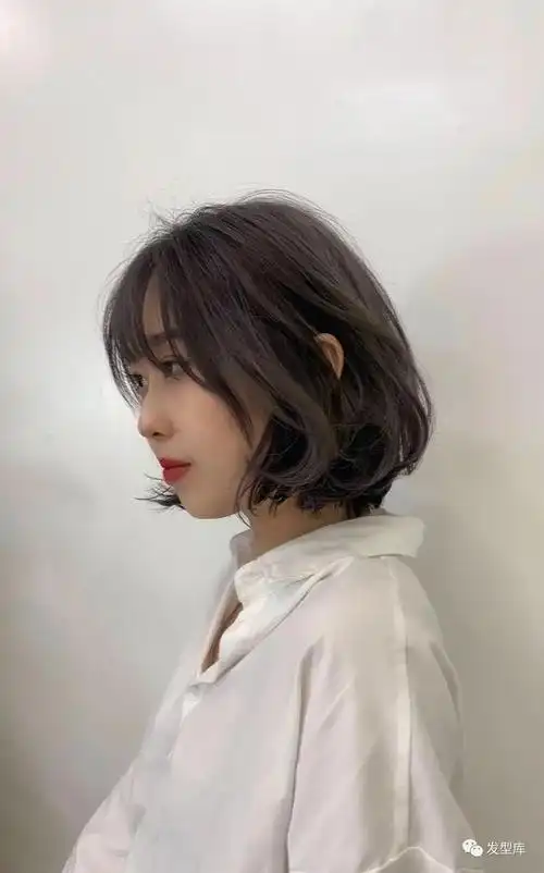 2021流行"秋冬短发",巨显年轻!