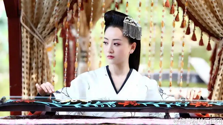 杨蓉 饰 霍成君