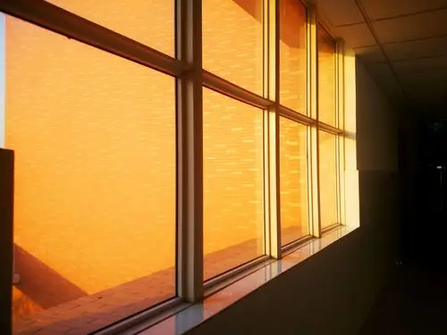 你的斜阳,投影在我的心窗