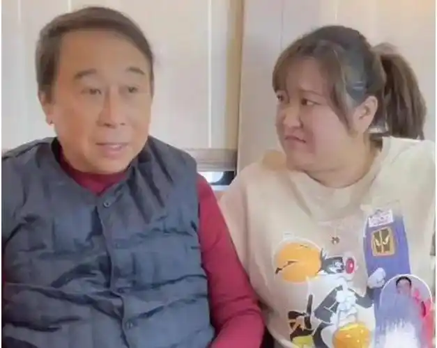 贾玲的师傅是谁啊贾玲为什么发展的会这么好呢