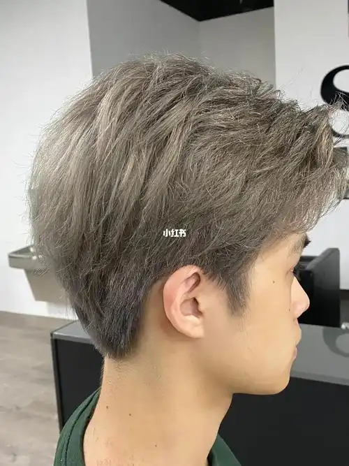 芝加哥唐人街发型师 男士漂染系列 烟灰色