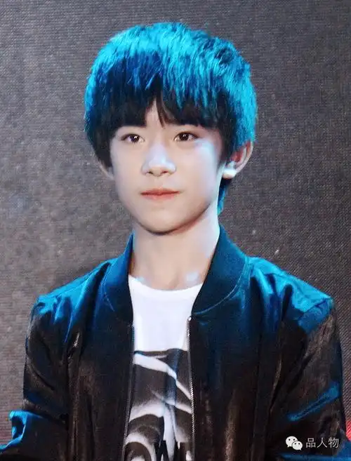 易烊千玺今天生日16岁不让喜欢的人失望