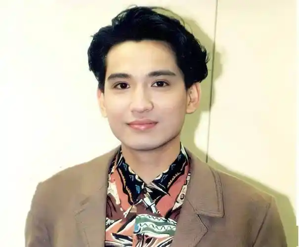 原创黄家驹离世28年后最内向的叶世荣如今怎么样了