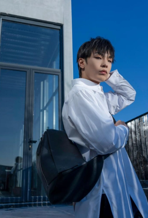 《娱乐推荐网》2020年度特别推荐:内地最佳新人男歌手——白景屹