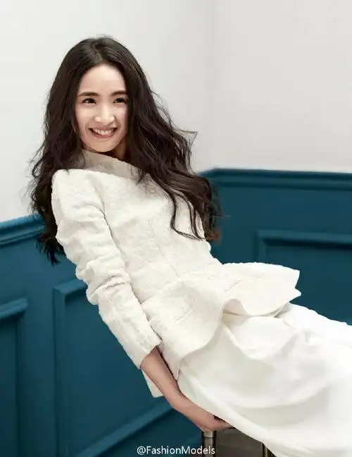 优雅美女写真明星图片女星可爱美女 女星林依晨