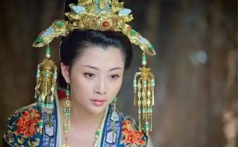 采访中本人亲自说出原因_武则天_剧中_东方