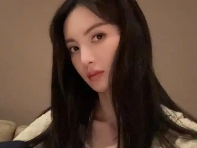 差点没认出女演员金晨