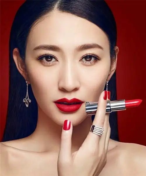 屏方星妆课:明星化妆师格子的美妆机密!