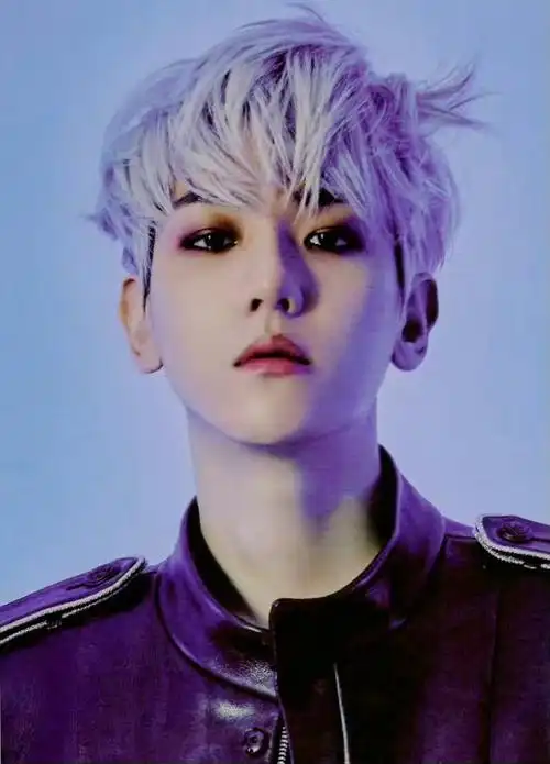 边伯贤#证件照好看的秘诀是脸