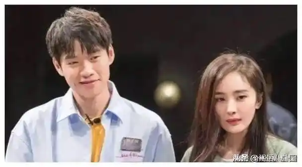 春晚这一夜杨幂的尴尬都快溢出屏幕了前男友旧闺蜜接连登场