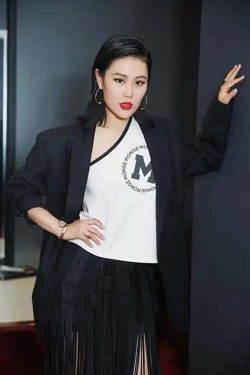 袁娅维有种野性的性感美