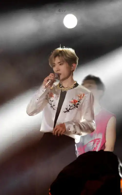 tfboys演唱会带动4.16亿旅游收入##易烊千玺一朝回到解放前