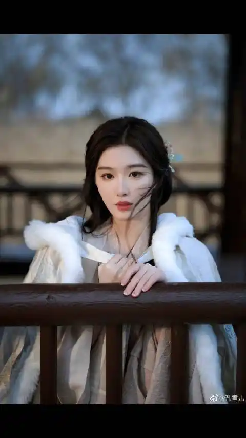 孔雪儿超话孔雪儿古装大片像是从画中走出来的少女清冷氛围感十足狠狠