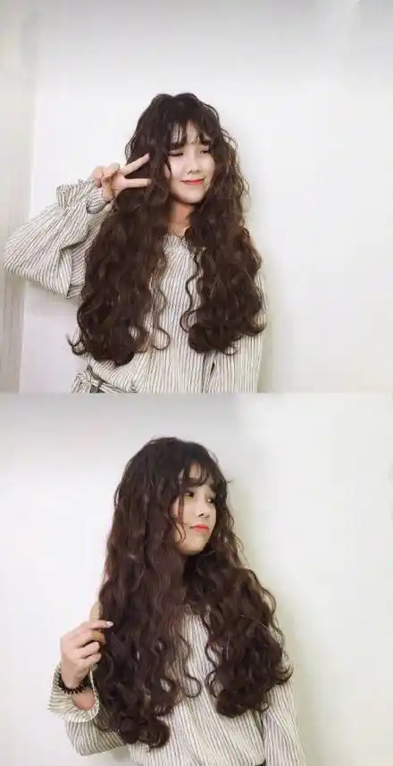 今年流行的羊毛卷(泰迪卷)长卷发 有和我一样喜欢的吗? 点赞不脱发