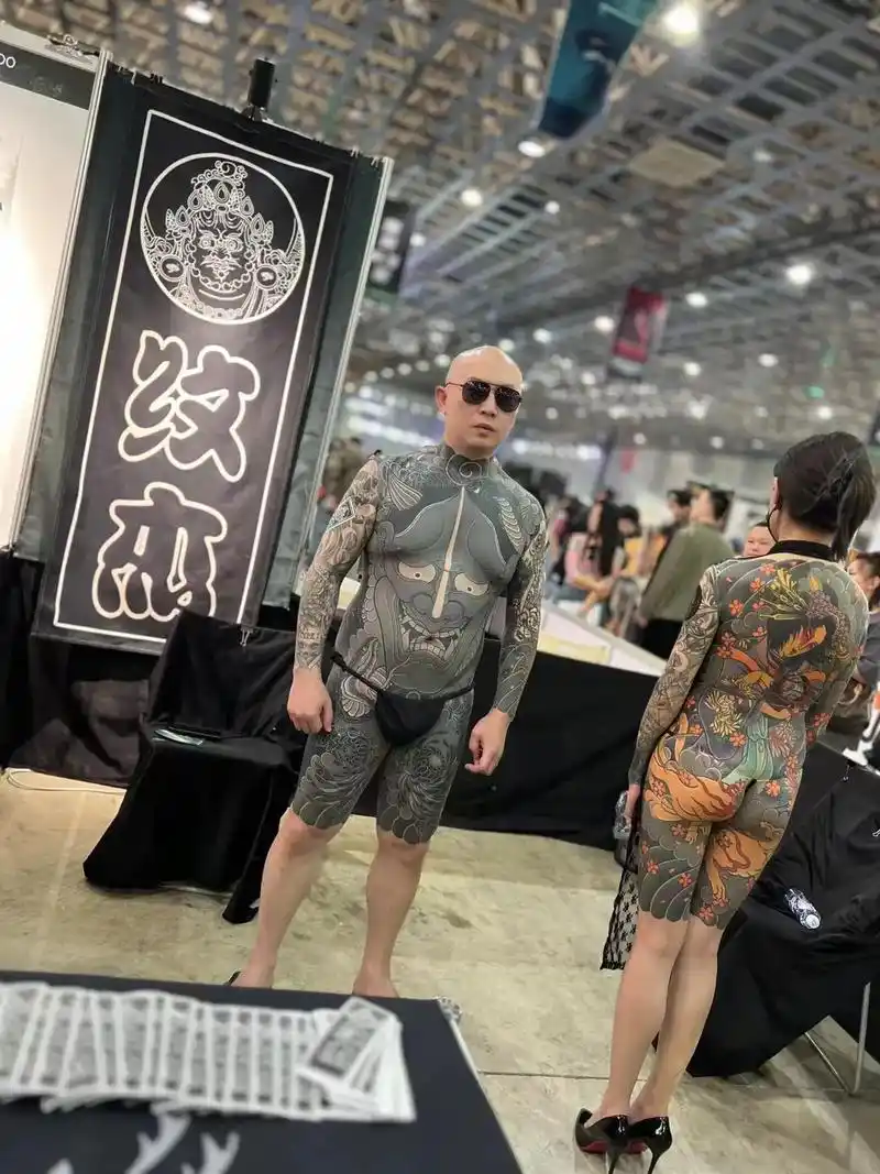 又到了一年一度的纹身比赛.今年我也来#日式老传统 #通体 # - 抖音