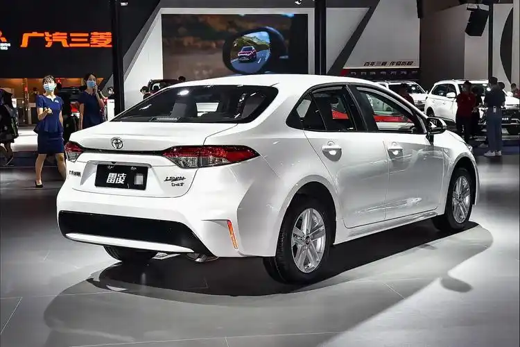 18万元 广汽丰田雷凌精英版上市 配置小幅调整