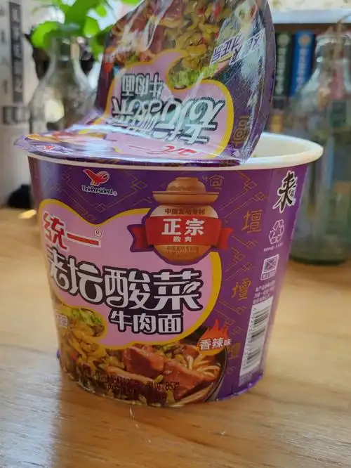 统一老坛酸菜面足时发酵