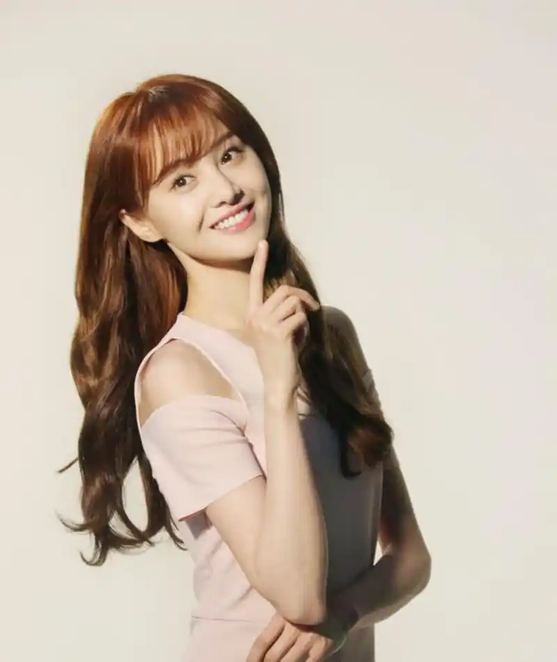 娱乐圈五位"郑"姓女星颜值排名,郑爽排第二,第一个不认识