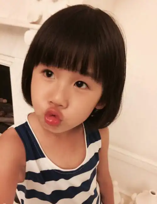 《爸爸去哪儿2》萌娃贝儿爱嘟嘴 鬼马表情萌酥网友【5】