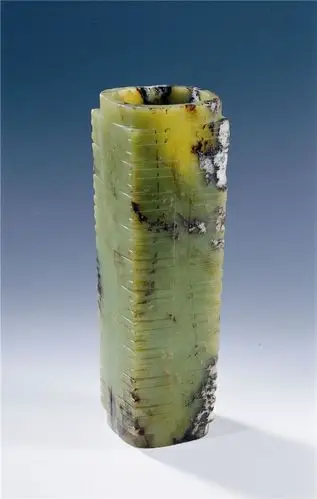 金沙十节玉琮.jpg