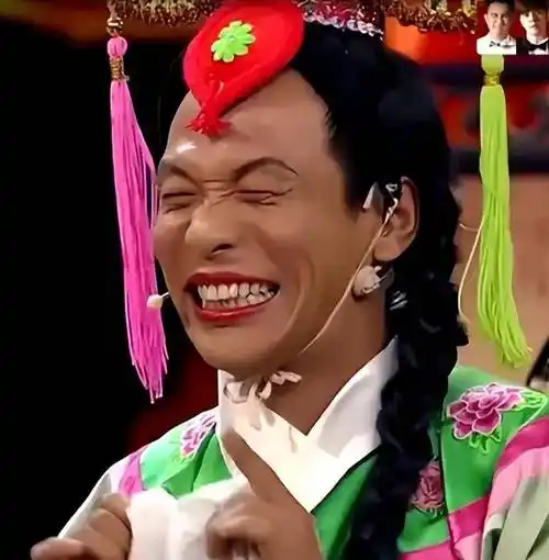 11年了,宋小宝成名后抛弃发妻,转身娶年轻粉丝,如今生活怎样了_赵本山