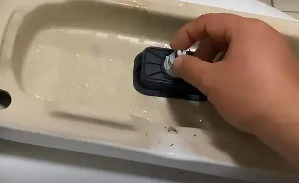 前段时间我发现家里的马桶冲力变小