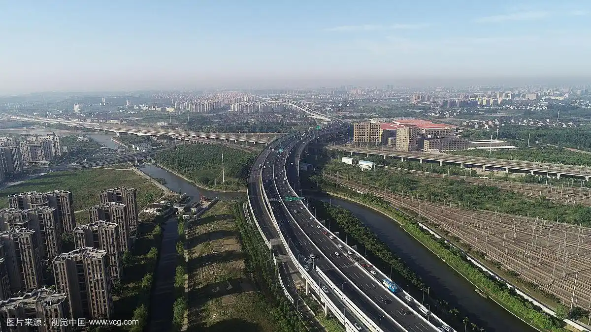 上海城市道路地标建筑景观——嘉闵高架路