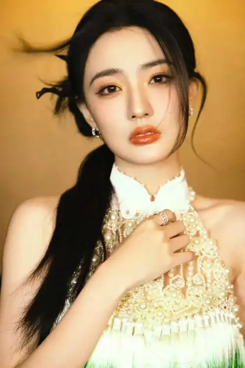 徐璐背后的故事