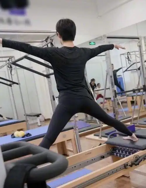 孙俪钟情健身多年,"小花妹妹"从小受益,运动和不运动差别大_腾讯新闻