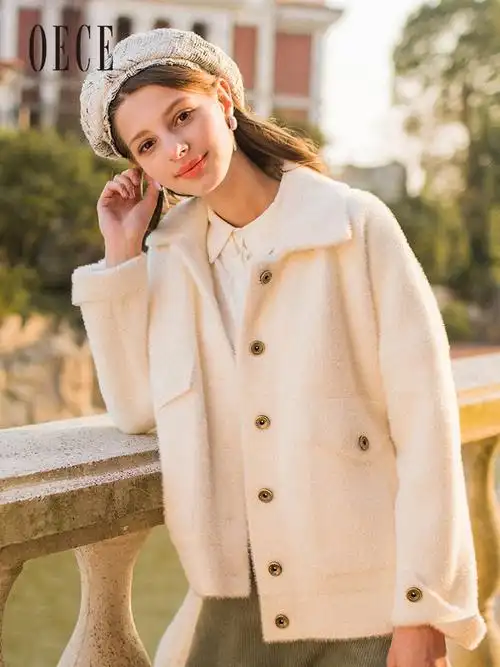 oece2018冬装新款女装 冬日可爱复古学院风翻领软萌毛毛绒短外套