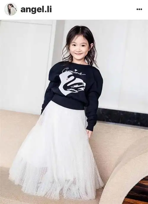 奥莉2019长大的照片