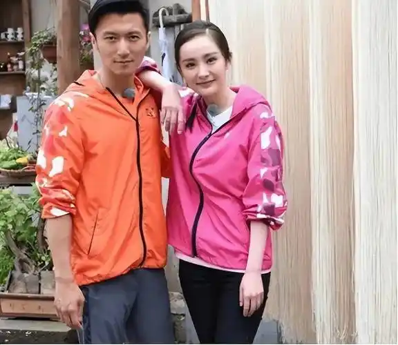 谢霆锋不再隐瞒,公布新恋情_网友_王菲_杨幂