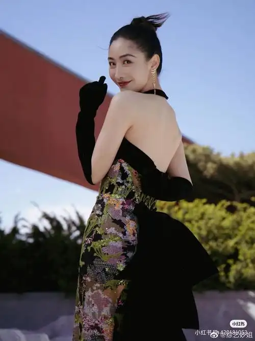 陶昕然安陵容的写真96 ,妥妥的大明星啊……_高清图集_新浪网