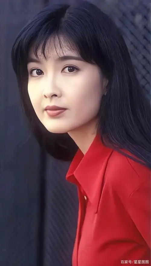 周慧敏一个时代的符号青春美丽足以成为玉女掌门人的代名词