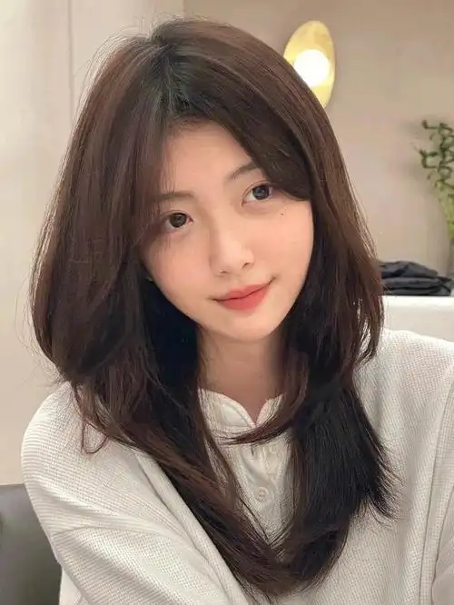 高层次长发发型|||高层次长发八字刘海