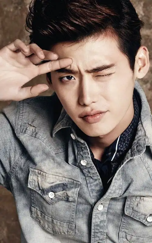 韩国男星李钟硕时尚个性写真手机壁纸,明星,韩国男星,帅哥,小鲜肉,李