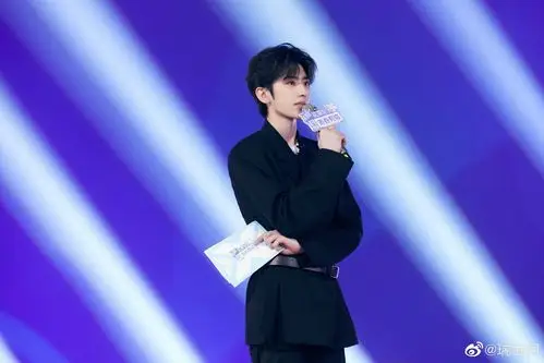 蔡徐坤 - 堆糖,美图壁纸兴趣社区