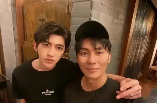 跑男黄河行宣传片当问李晨新发型怎么样时蔡徐坤一字引众人爆笑