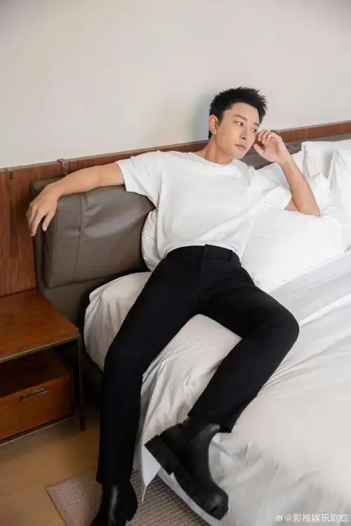 所以贾乃亮是要举办什么发布会啊