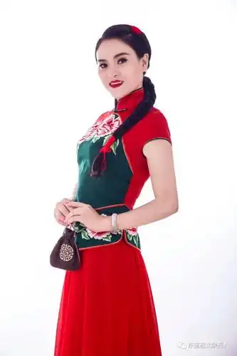 每天一歌青年歌手闫辽艳经典陕北民歌来啦