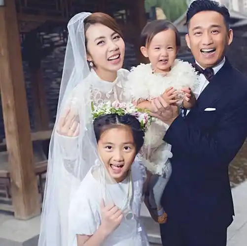 18岁就跟了黄磊,37岁冒险生三胎,如今又选择复出_孙莉_发展_行业