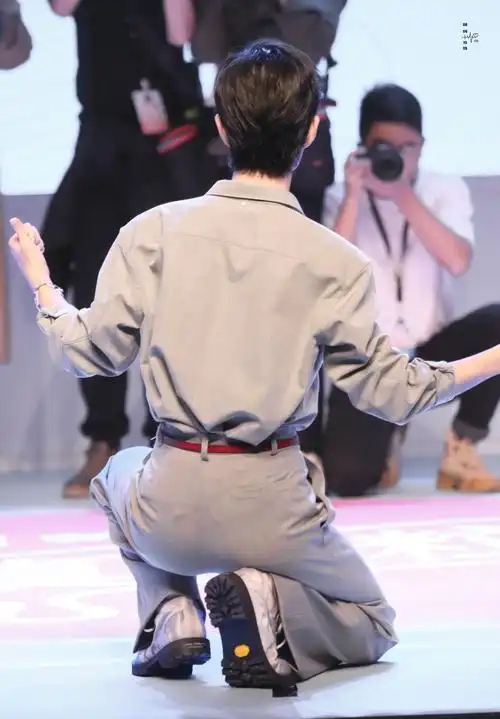 肖战的腰夺命的刀